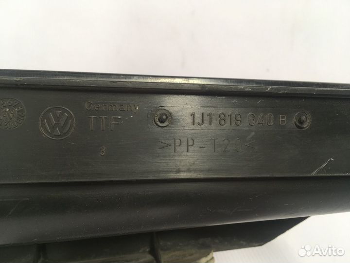 Рамка салонного фильтра Volkswagen Golf 4