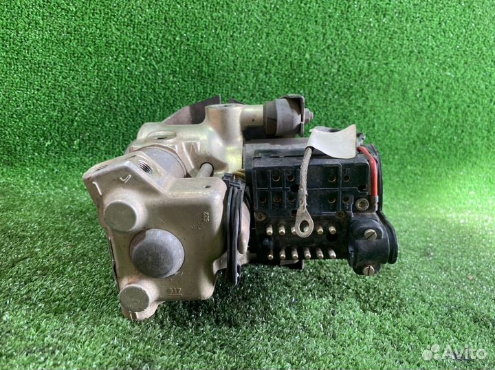 Блок ABS BMW 5 series E34