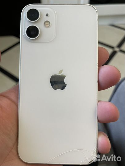 iPhone 12 mini, 64 ГБ