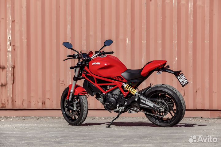 Ducati monster 797