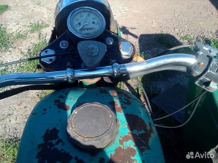 Продам Урал