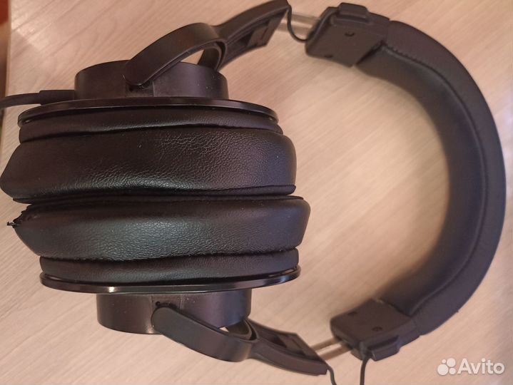 Студийные наушники Audio-Technica ATH-M20X