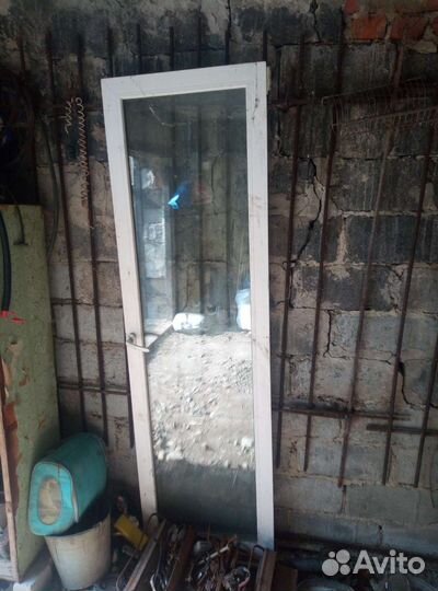 Дверь пластиковая для балкона