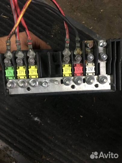 Блок предохранителей Volkswagen Passat B6