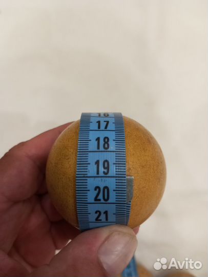 Старинный набор шаров для бильярда