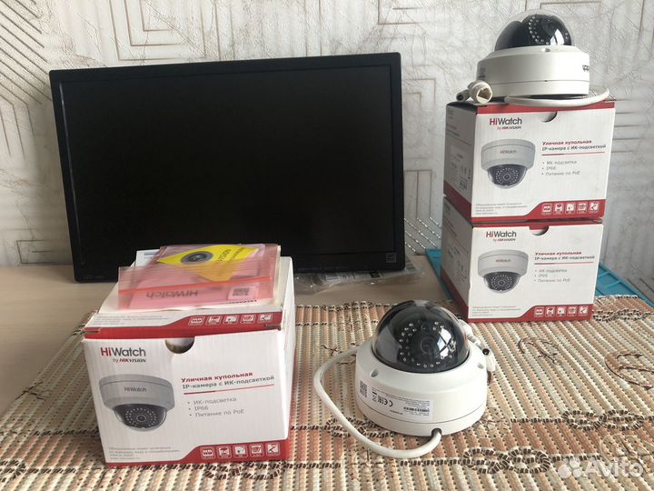 Камера купольная уличная HiWatch DS-I122 2.8mm