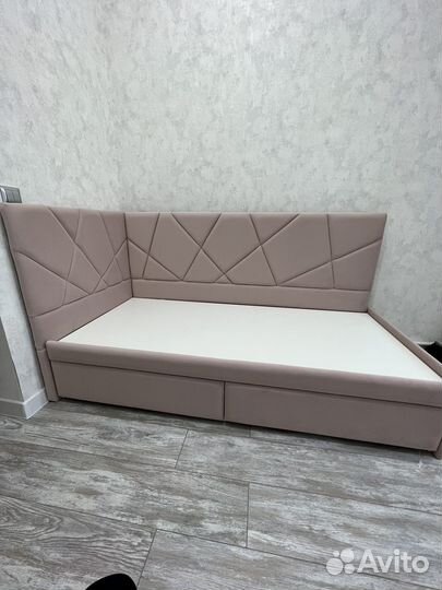 Кровать детская