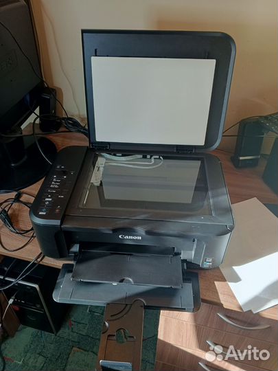 Мфу принтер сканер струйный Canon Pixma MG2240