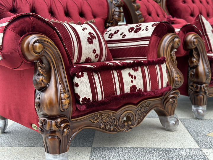 Диван с креслами