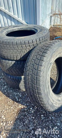 Bridgestone Blizzak DM-V1 265/70 R16