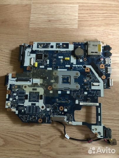 Материнская плата с процессором