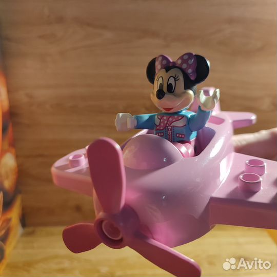 Игрушка из lego