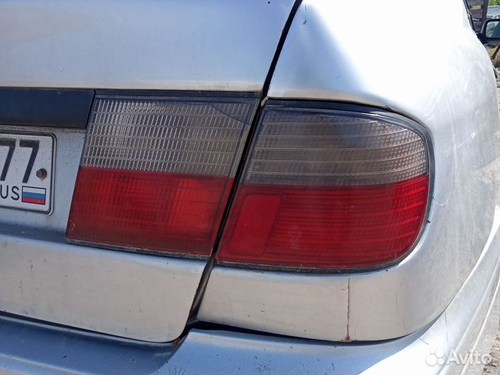 Задний стоп сигнал правый левый Nissan Primera P11