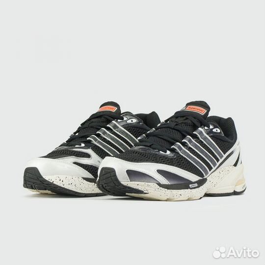 Adidas Supernova Cushion 7 Black / White