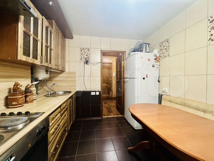 3-к. квартира, 73,3 м², 1/12 эт.