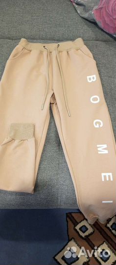 Костюм стрейч новый