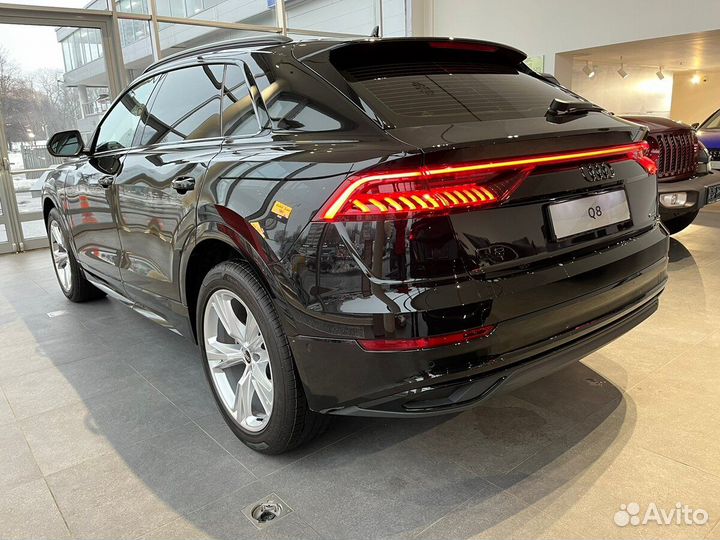 Audi Q8 3.0 AT, 2022