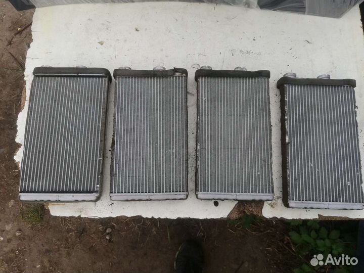 Радиатор печки Митсубиси Лансер 10
