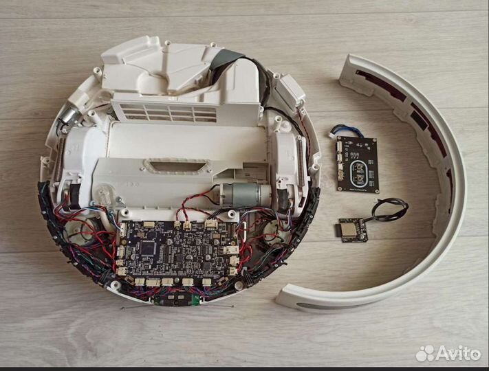 Разбор Xiaomi mi robot Vacuum Mop Essential