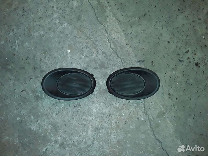 Продам заглушки противотуманок