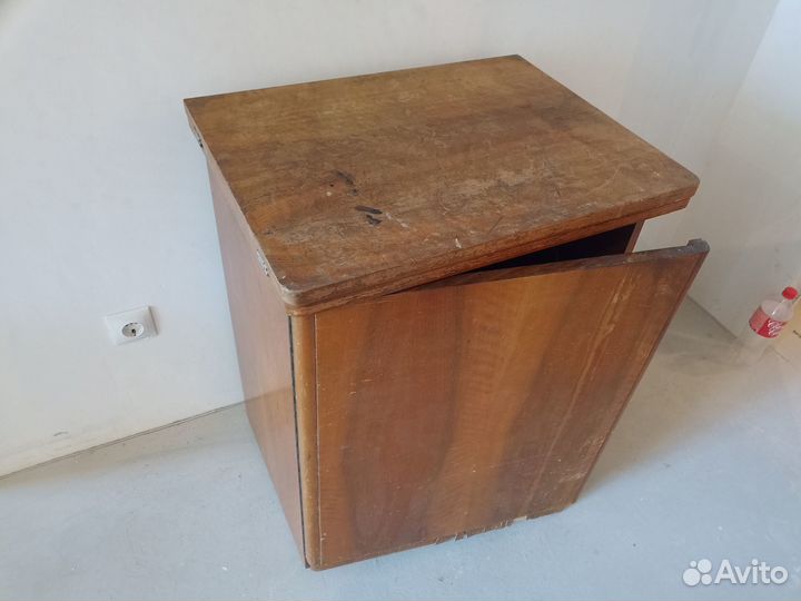 Швейная машина LADA 238 бу