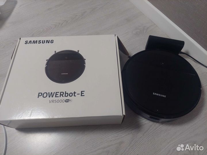 Робот пылесос samsung Powerbot-E VR5000