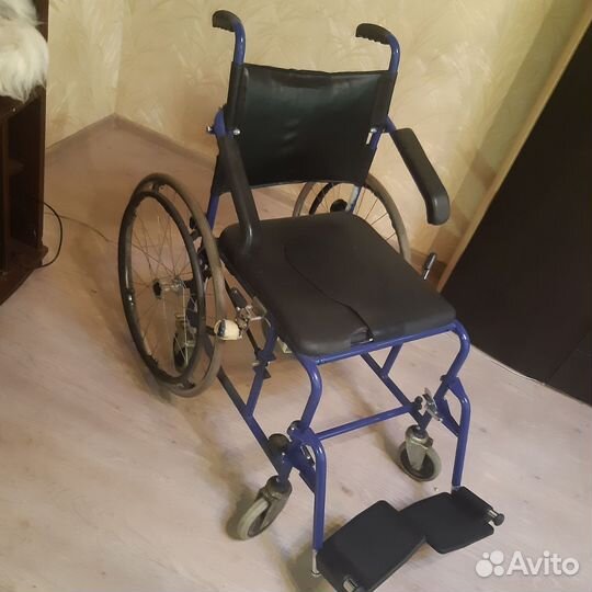 Коляска инвалидная