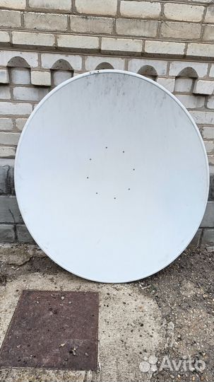 Спутниковая тарелка 1.2м