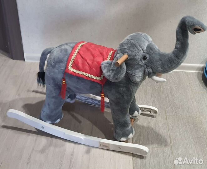 Слон качалка