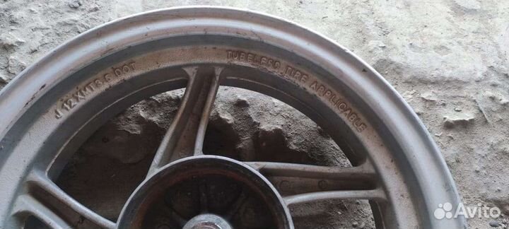 Шины диски и колеса на скутер