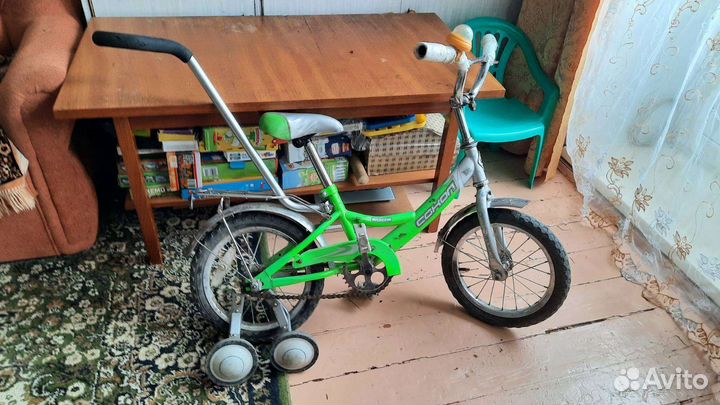 Детский велосипед с ручкой бу