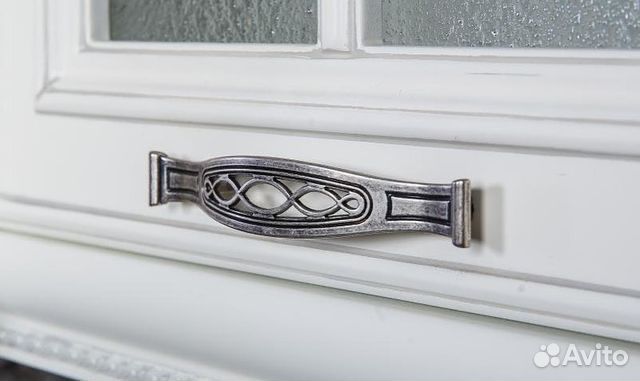 Цена за весь кухонный гарнитур белый серебро