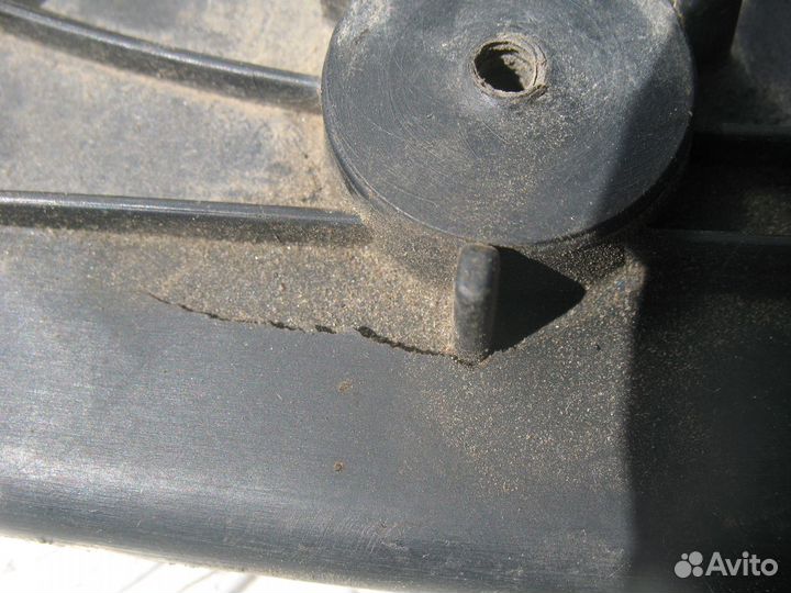 Диффузор вентилятора Skoda Octavia A4 1U