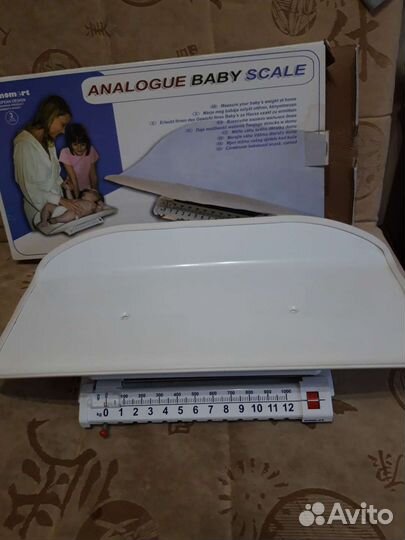 Детские механические весы Momert