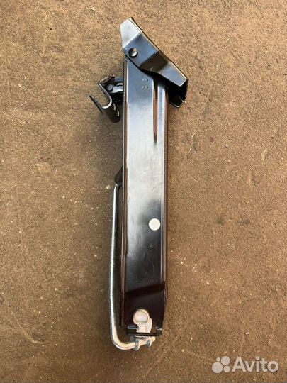 Домкрат новый volkswagen Tiguan