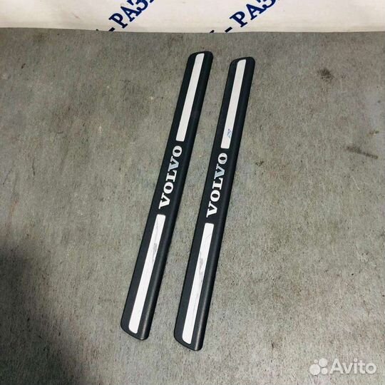 Volvo S60 Накладка порога (Авторазбор Атп)