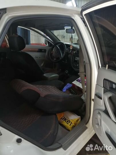 Двери на Chevrolet lacetti