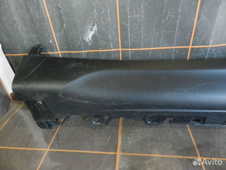 Накладка порога наружная правая - BMW X6 F16
