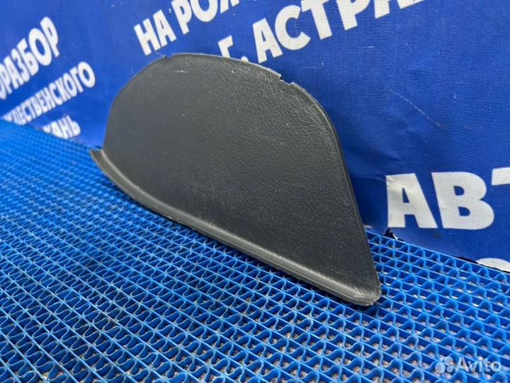 Боковая накладка торпеды Chevrolet Lanos седан