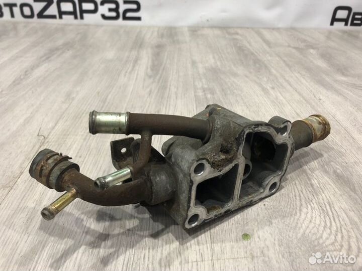 Корпус термостата Nissan Almera B10 QG16 2006 2007