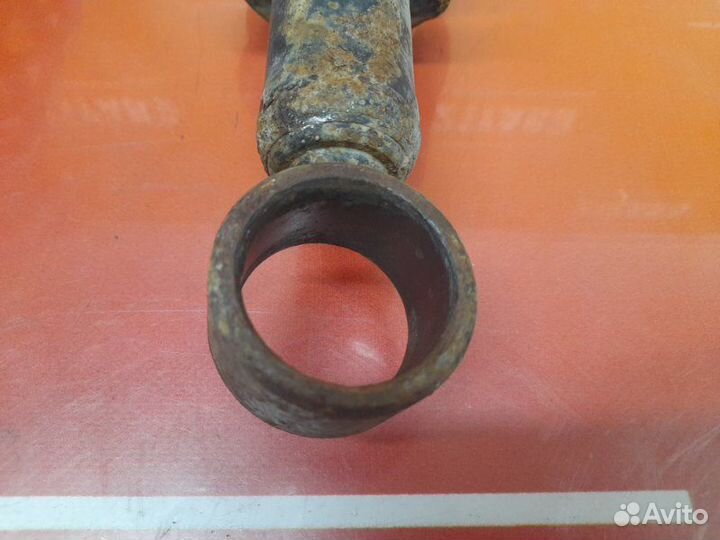 Амортизатор передний (вставка) Toyota Corolla