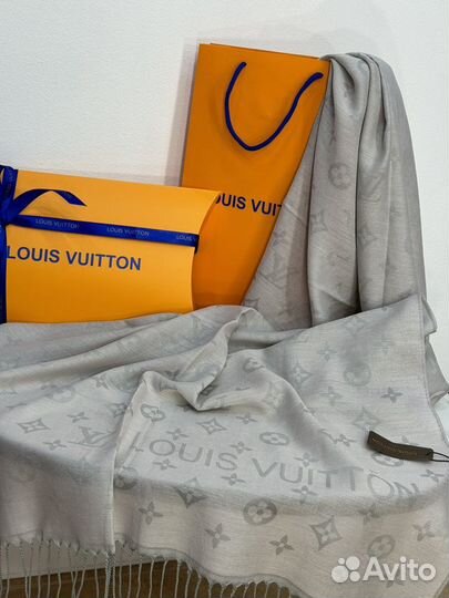 Идельный женский палантин Louis Vuitton