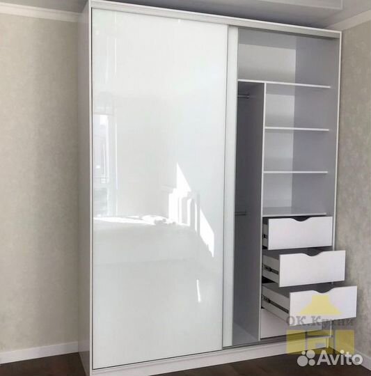 Шкаф в детскую