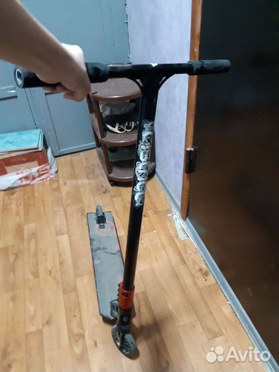 Трюковой самокат