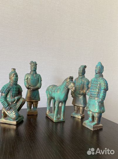 Фигурки солдатов китайской армии гипс