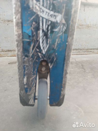 Трюковой самокат tech team Excalibur