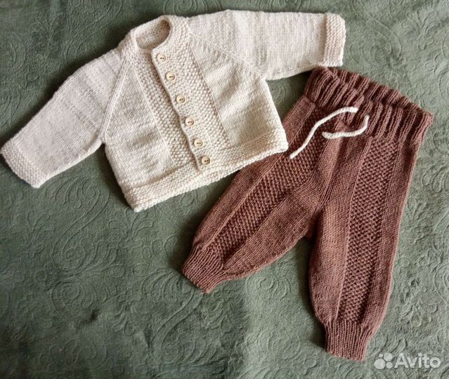 Вязаный комбинезон. Ручная работа