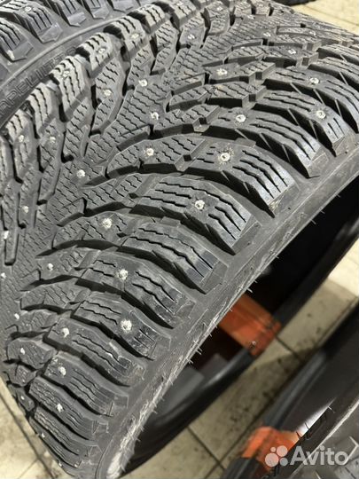 Nokian Tyres Hakkapeliitta 9 SUV 295/35 R21