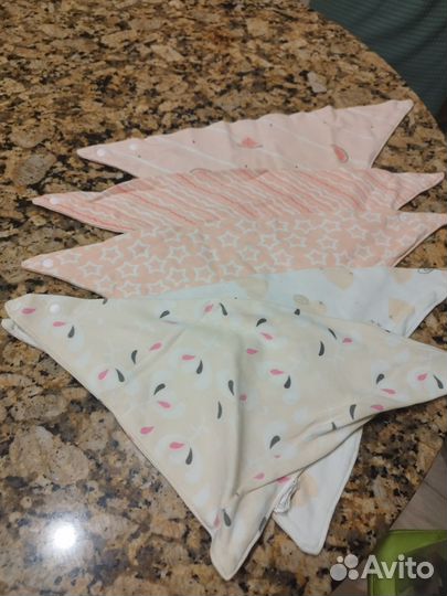 Нагрудники - слюнявчики 5 штук