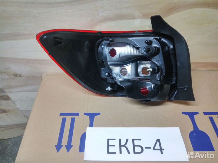 Задняя фара Логан